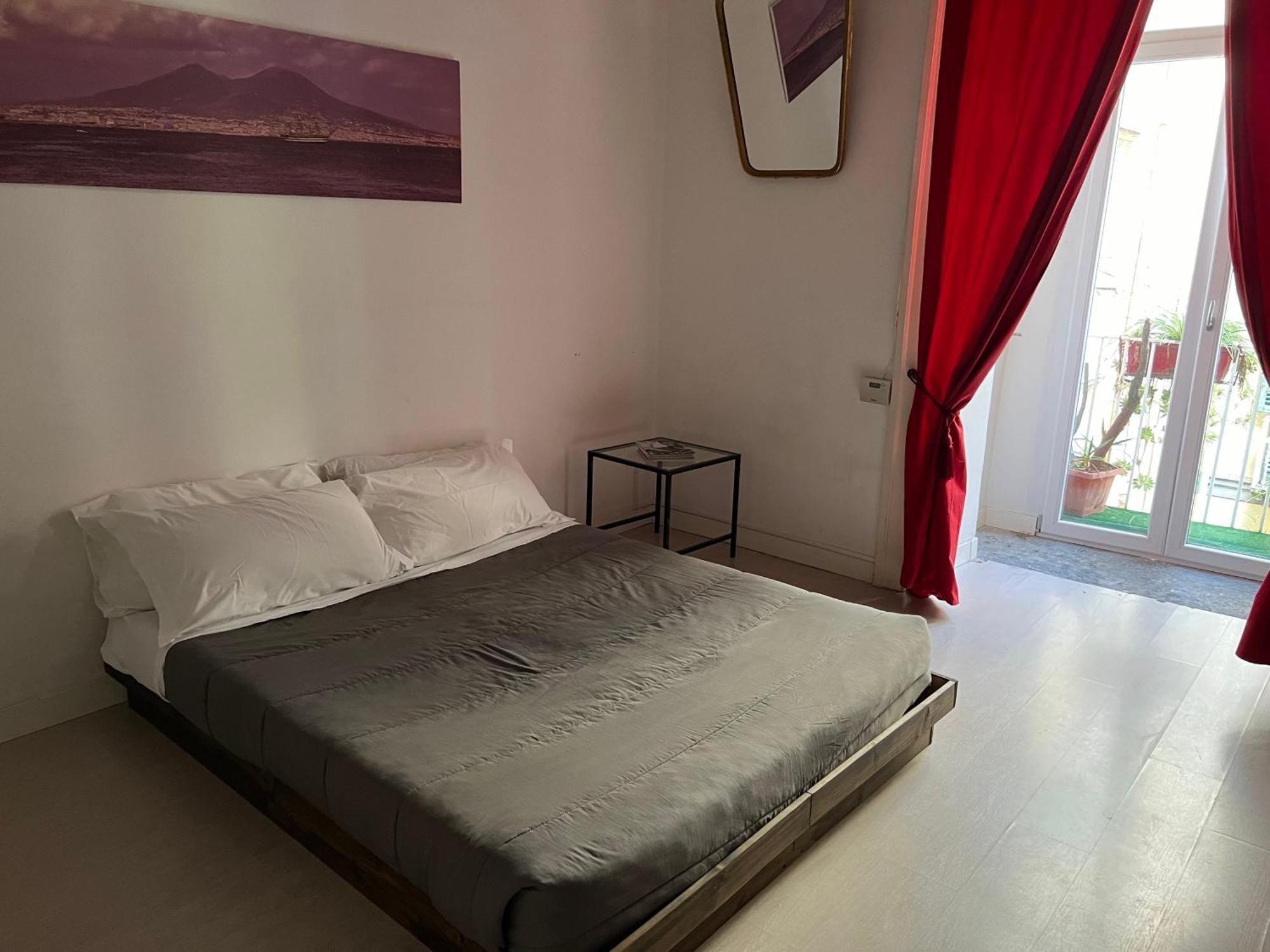 Carafa'S Central Apartment By Hhn Naples Exterior photo