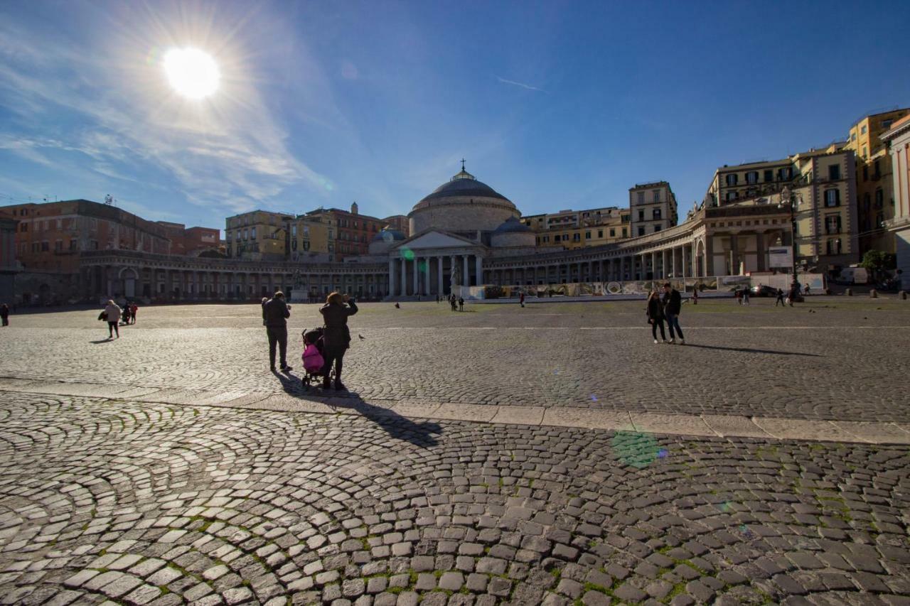 Carafa'S Central Apartment By Hhn Naples Exterior photo